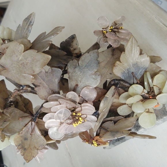 Chinese Bonsai Jade - Picture 2 of 6